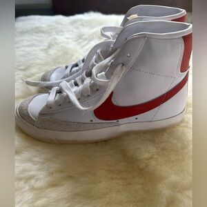 Barely worn Nike Mid Blazers women’s 5.5 orange swoosh